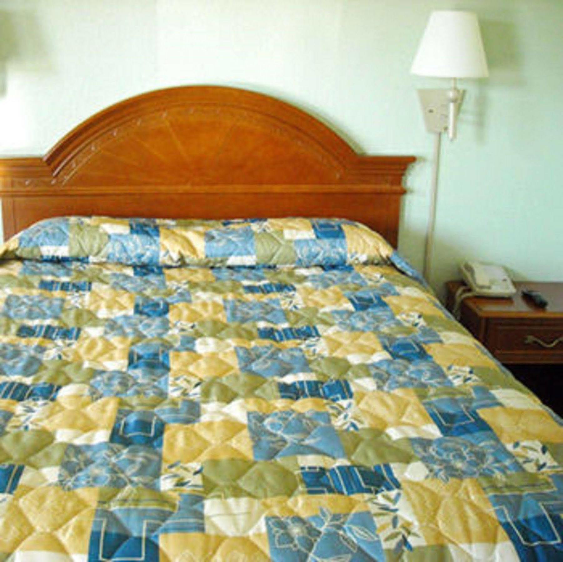 Whispering Pines Motel - Asheville Zimmer foto