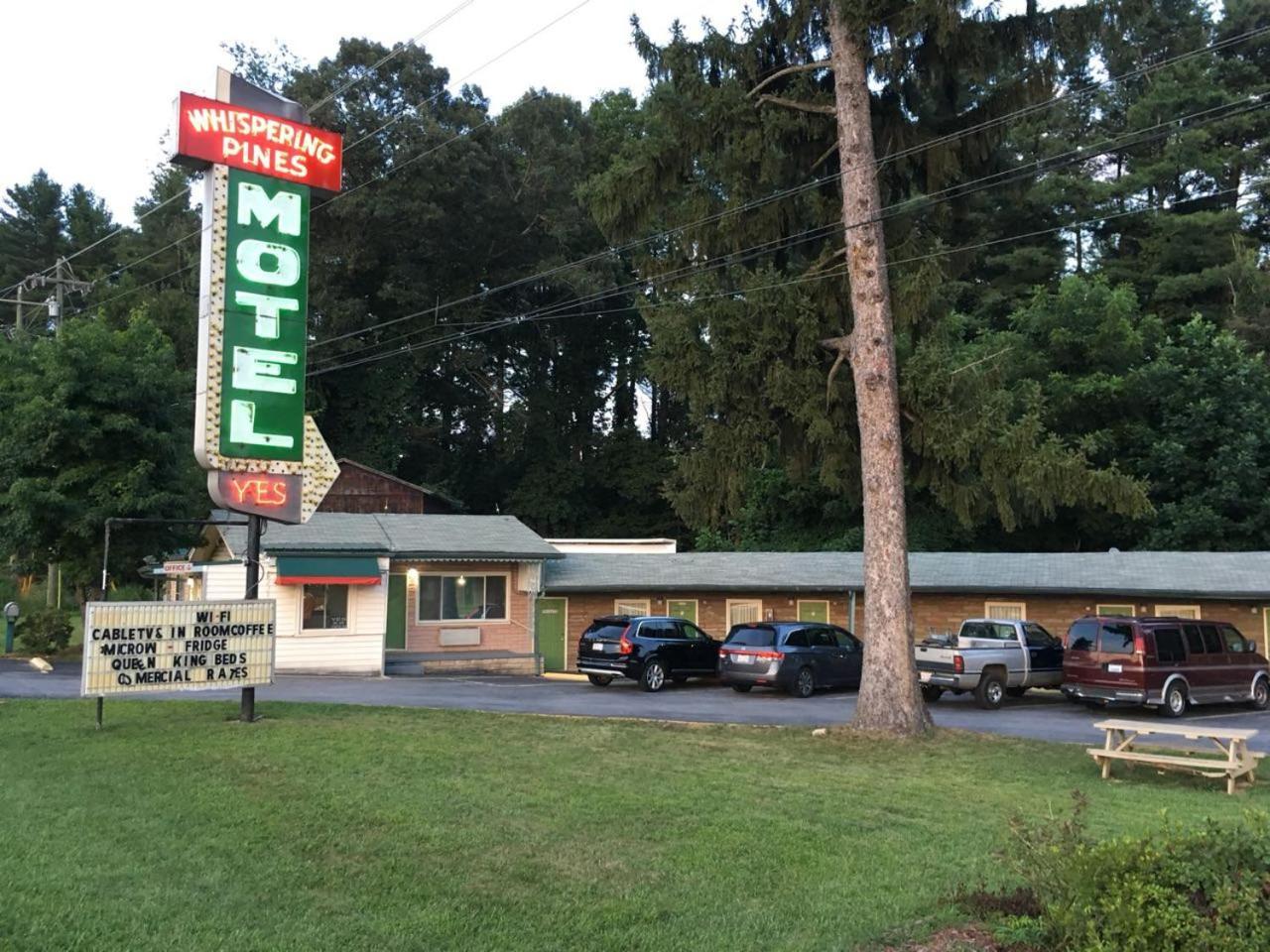 Whispering Pines Motel - Asheville Exterior foto