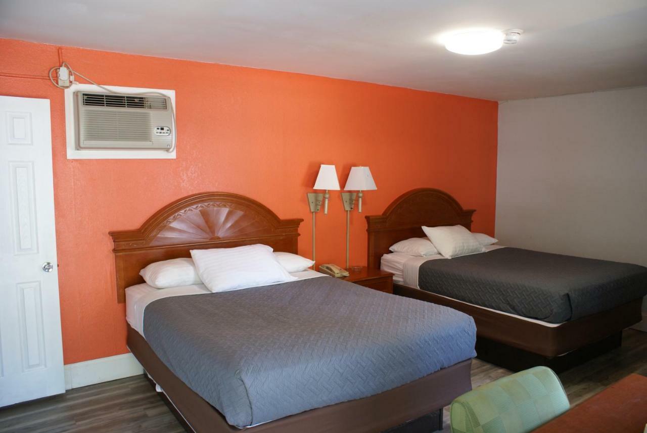 Whispering Pines Motel - Asheville Exterior foto